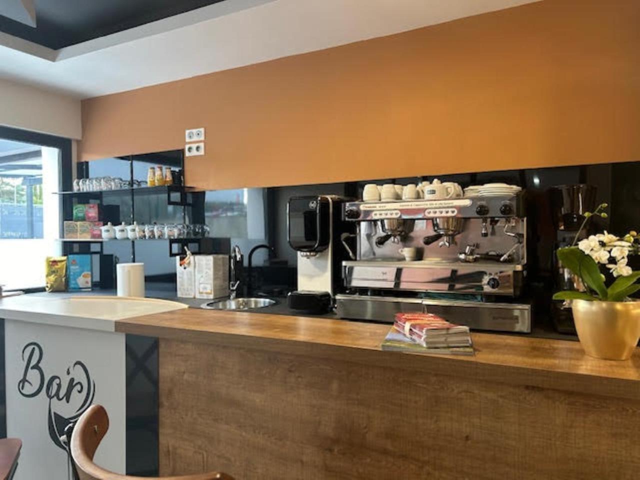 Val Hotel Montbeliard Sud Valentigney Экстерьер фото