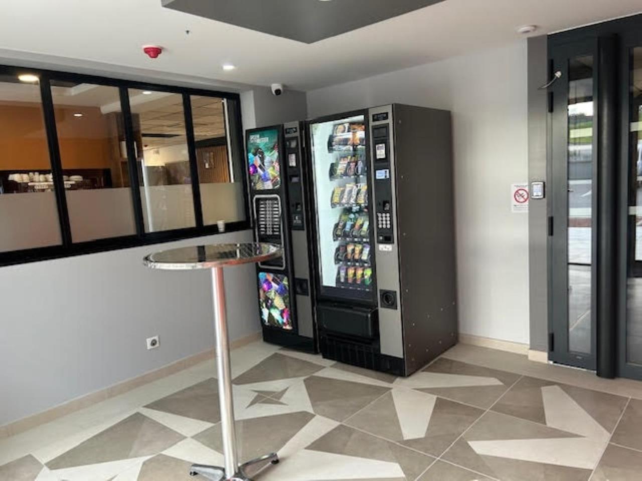 Val Hotel Montbeliard Sud Valentigney Экстерьер фото