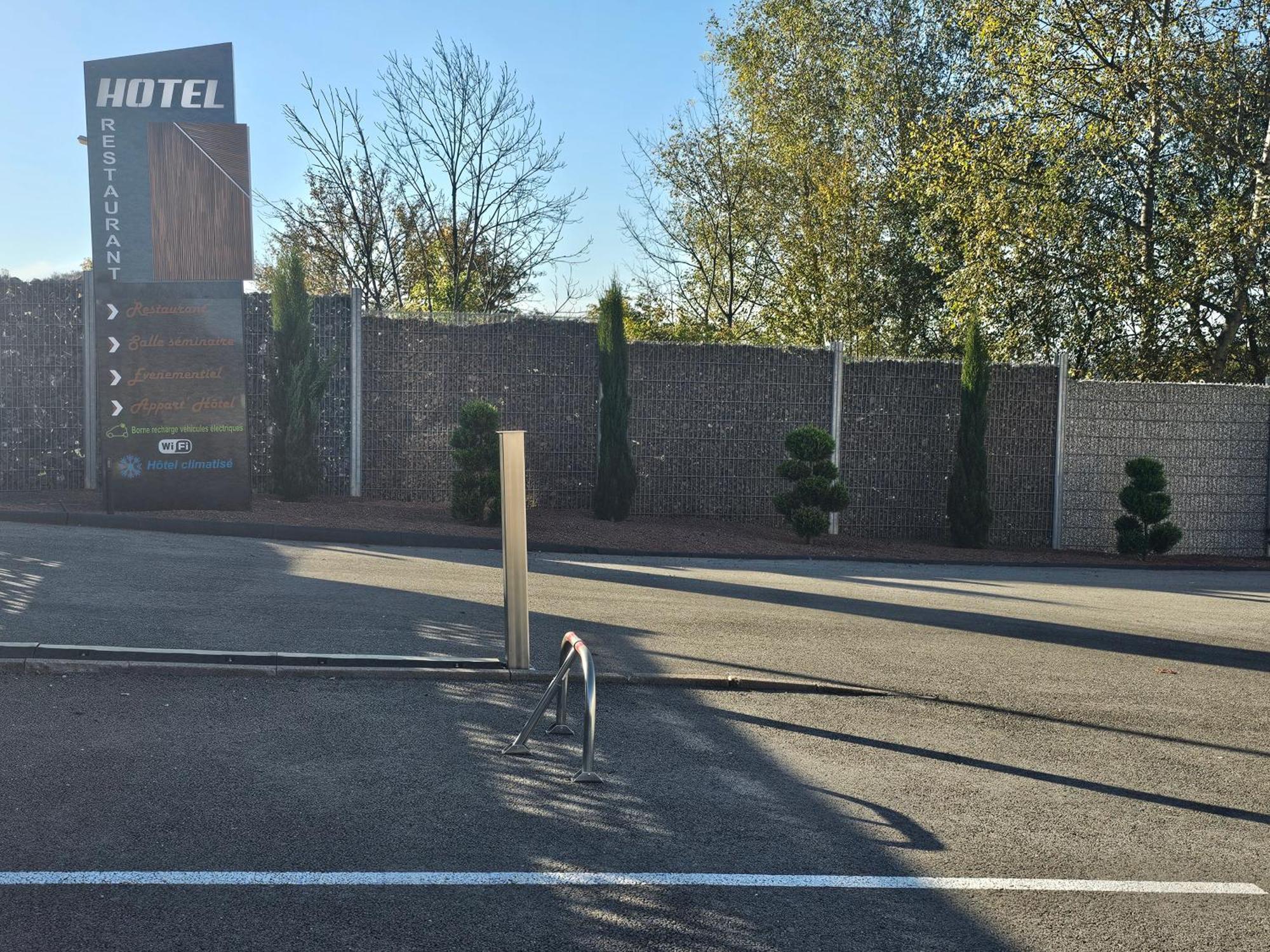 Val Hotel Montbeliard Sud Valentigney Экстерьер фото