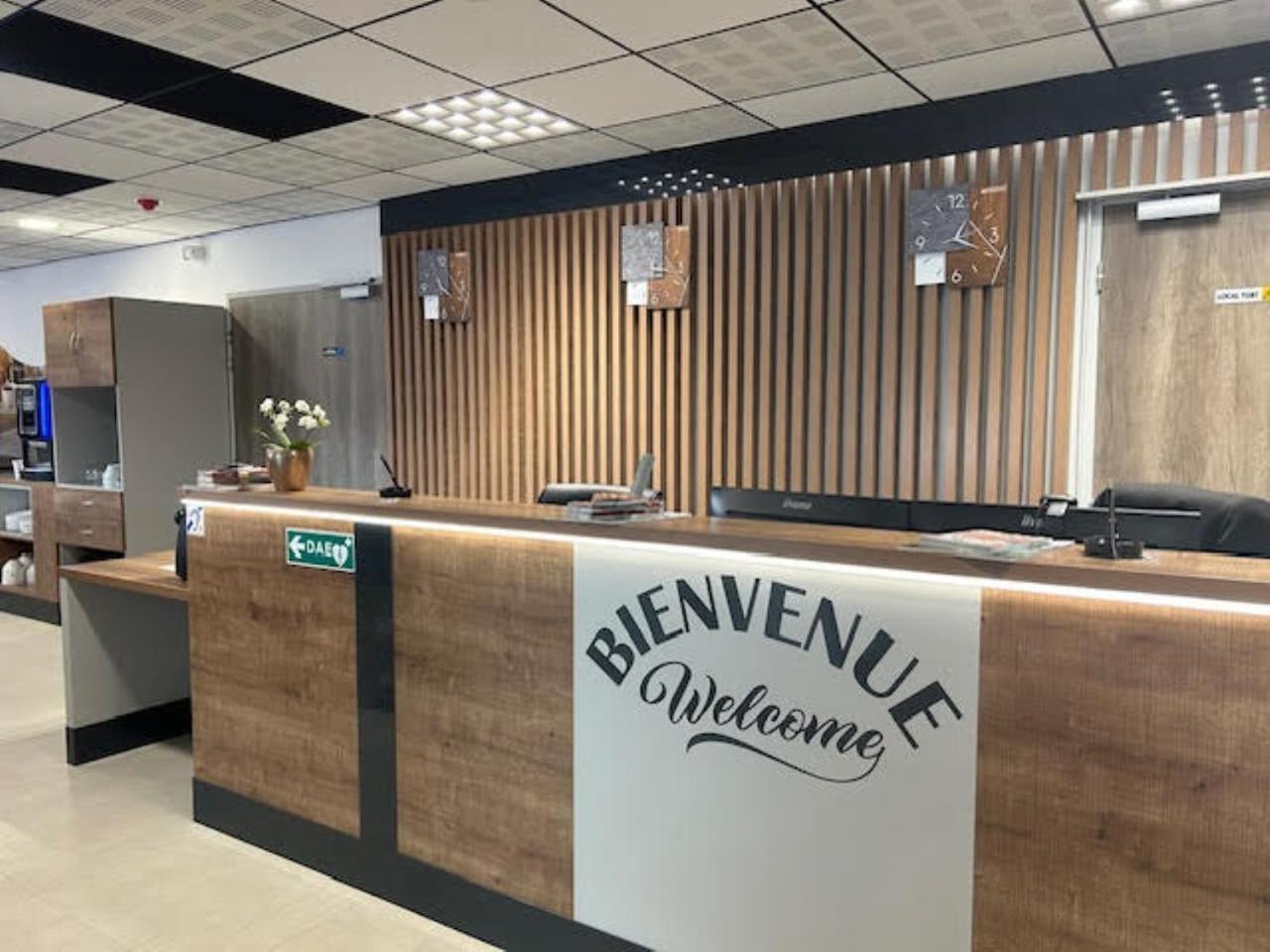 Val Hotel Montbeliard Sud Valentigney Экстерьер фото